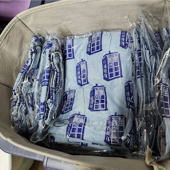 Dr. WHO Tardis Leggings New - Picture 3 of 3
